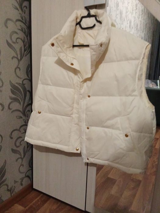 Жилетка на осень новая