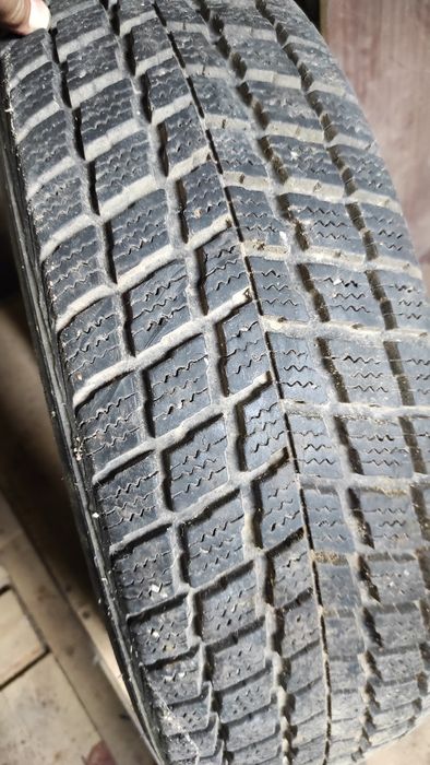 Продам резину б у