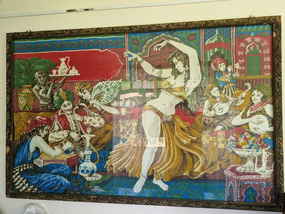 Vand "Cadana" Carpeta din colectia Rapirea din Serai veche  stare buna