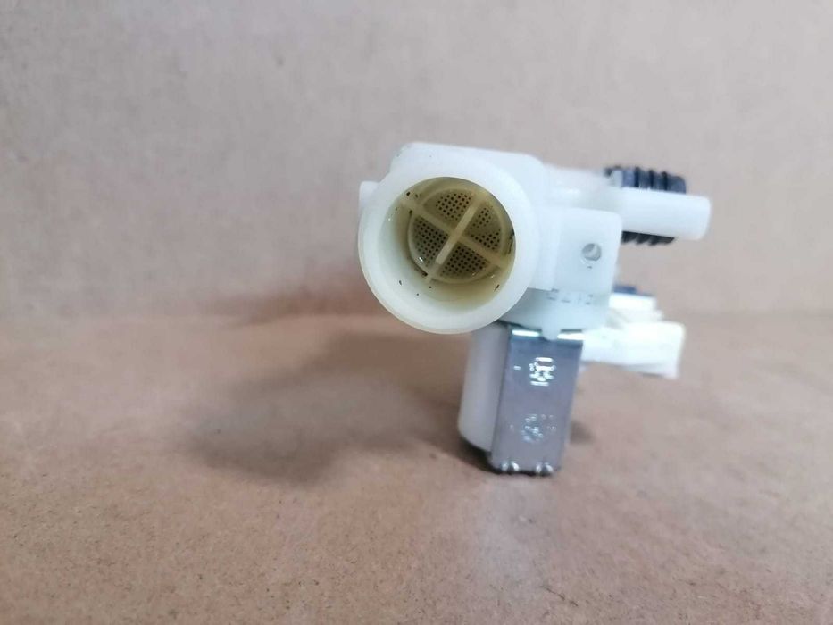 Electrovalva dubla masina de spalat Indesit Hotpoint / C153