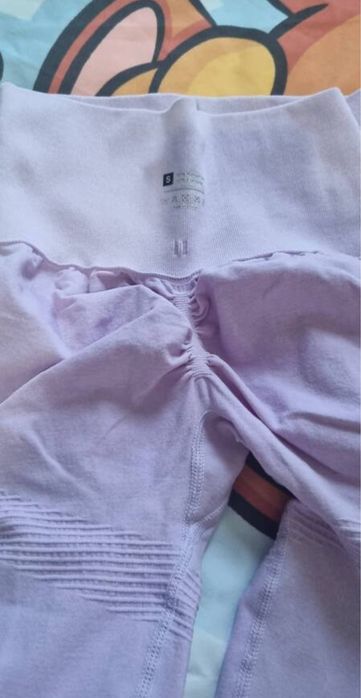 Оформящ безшевен клин