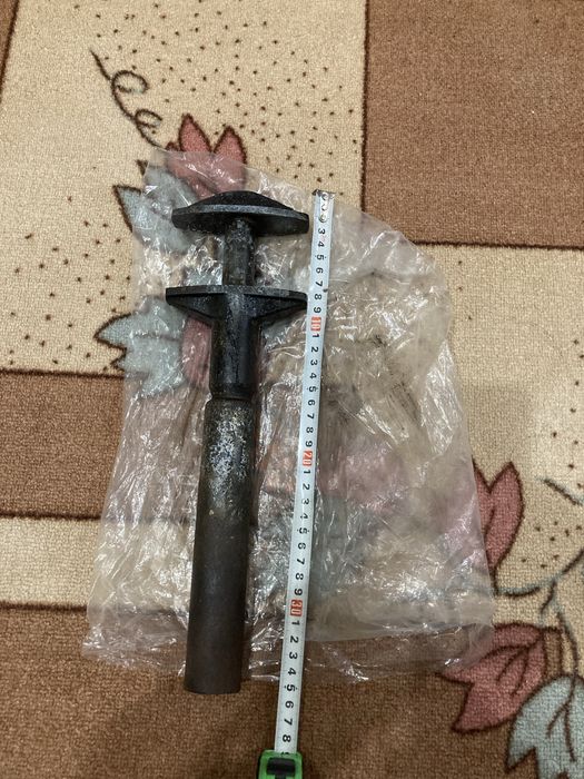 Френски ключ ………………………………….