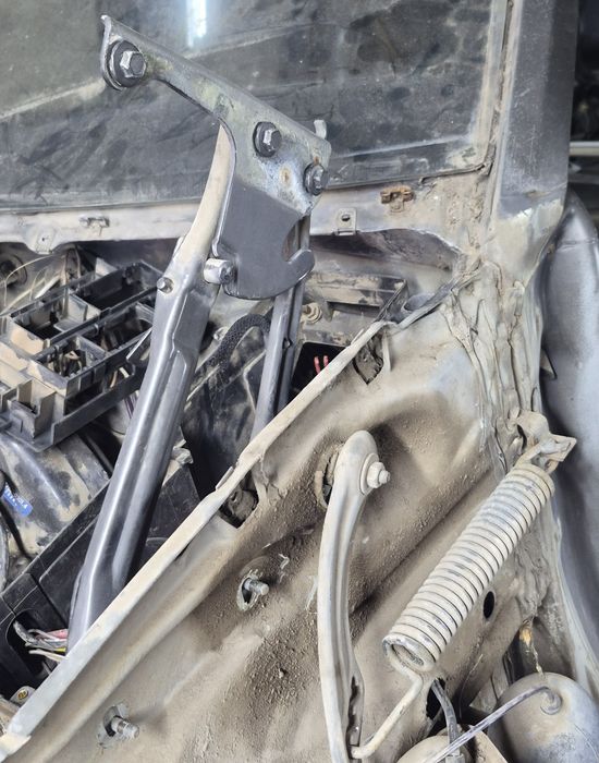 Продам детали Мерс124!