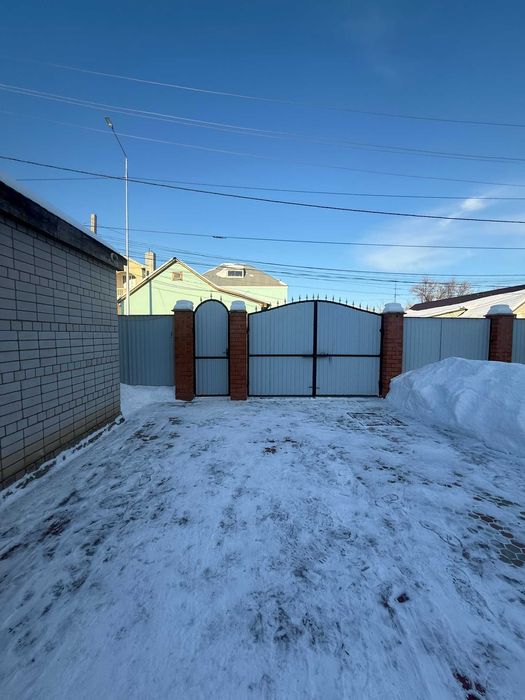 Продается коттедж в центре города по горячей цене