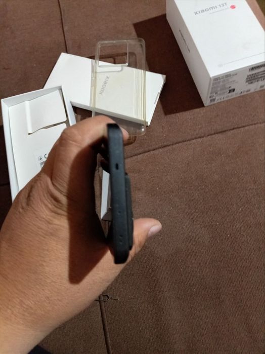 Xiaomi 13t 12-12/256g