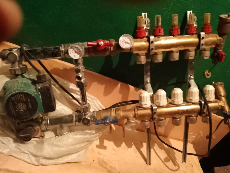 Насосный смеситель для тёплых полов