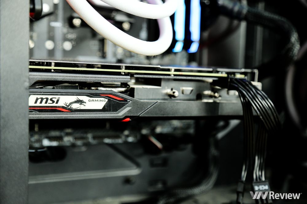 Игровая Видеокарта Rx 5500 xt на 8gb памяти