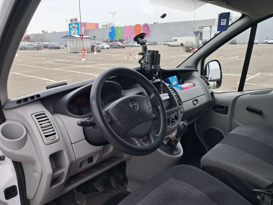 Opel Vivaro 2012