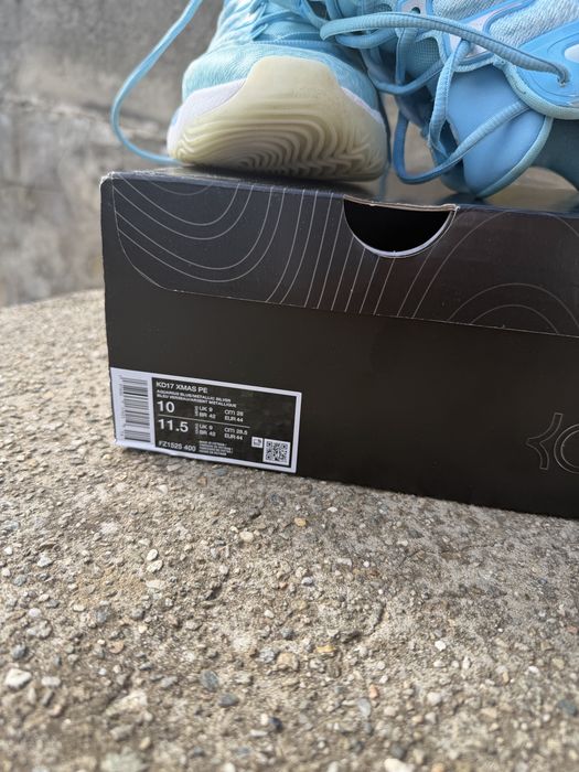 Nike KD17 “Christmas”