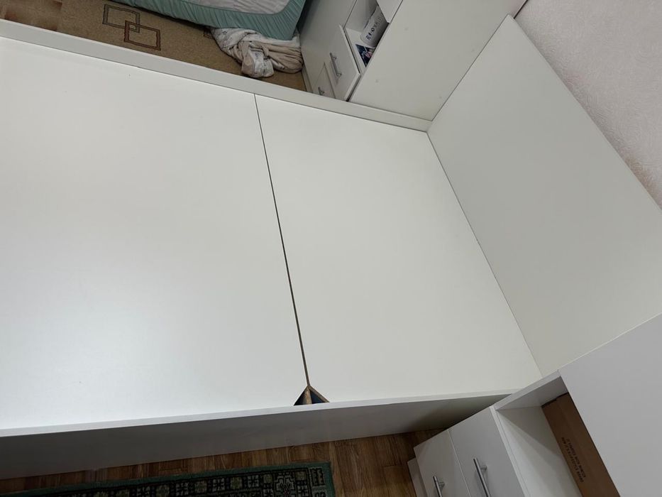 Продам кровать в спальную комнату