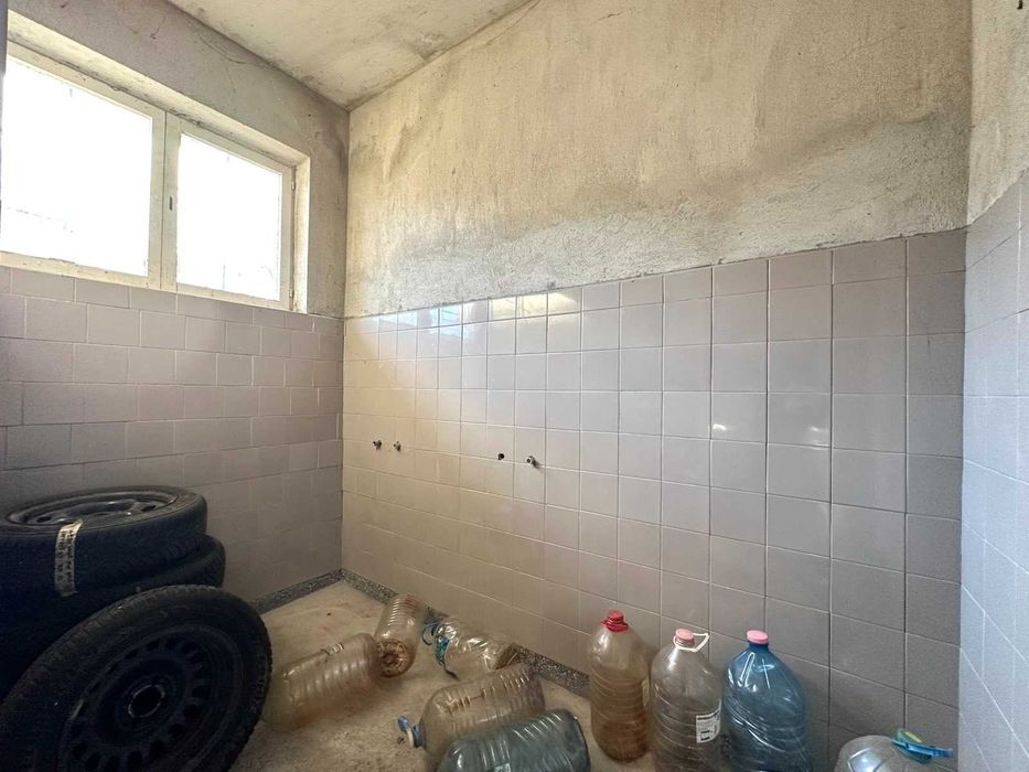 Продава се Промишлена сграда в с. Ресен, Област Велико Търново - 123 кв.м за 196 €/кв.м - Снимка #11