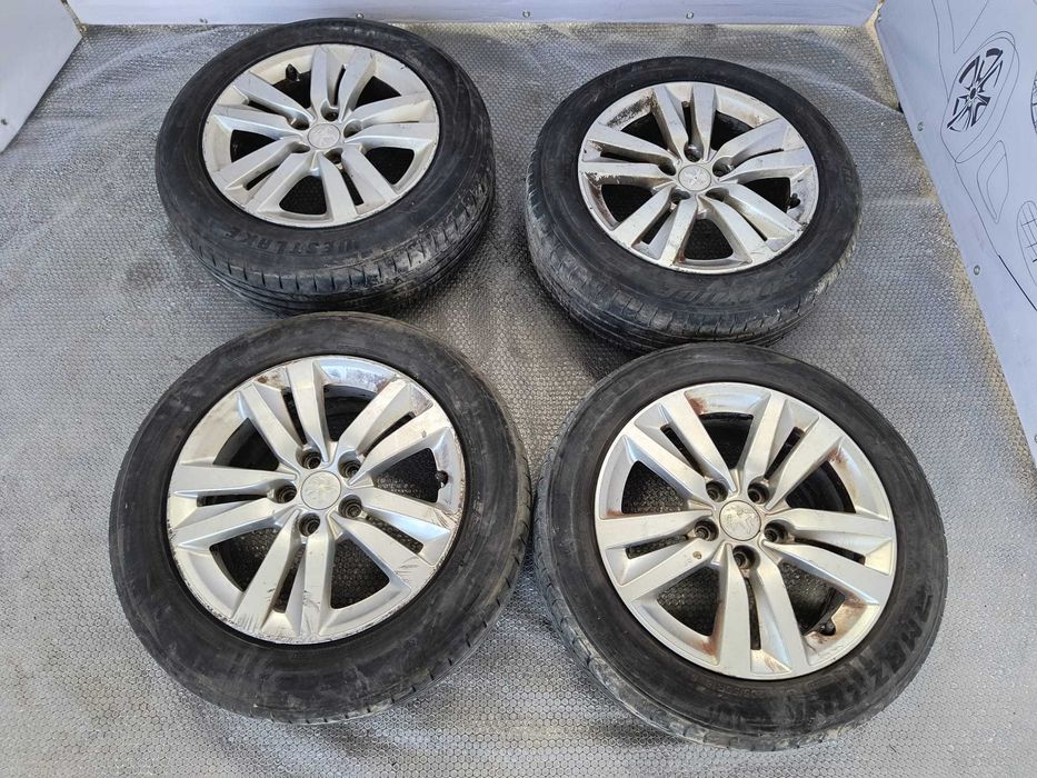 Set 4 Jante Aliaj R16 5x108 Peugeot 308 / Model Quartz / Cod OEM 96779895TW (12A)