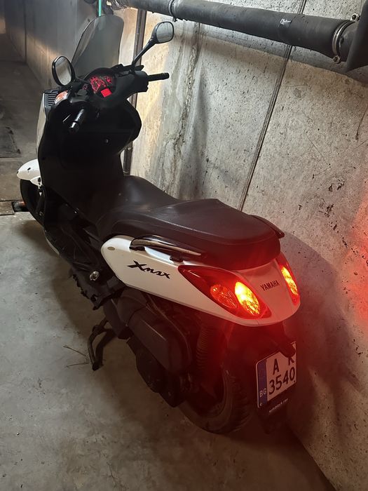 Yamaha x-max 250