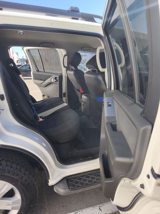 Nissan pathfinder