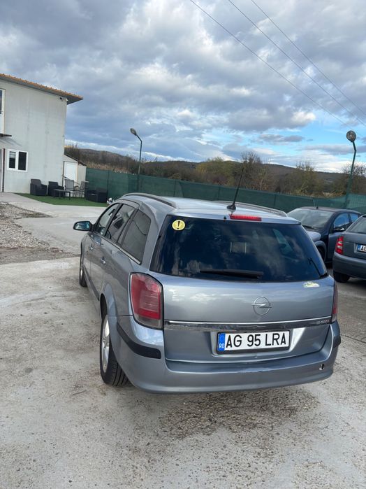 Opel Astra H 1.9 150 CP