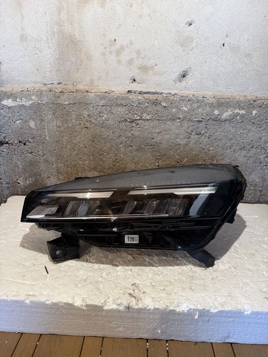 фар Renault Clio 5