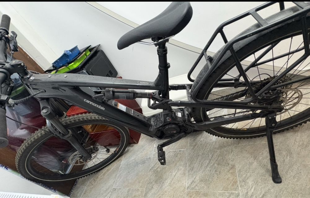 Bicicleta cannondale moterra 2022