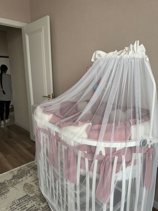 Продам детскую кроватку