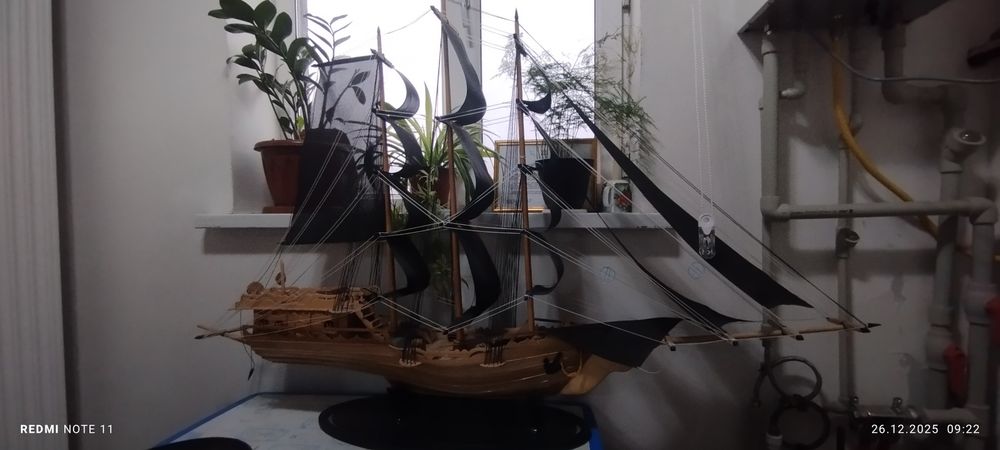 Продается корабль. Ручной работы. Б/у