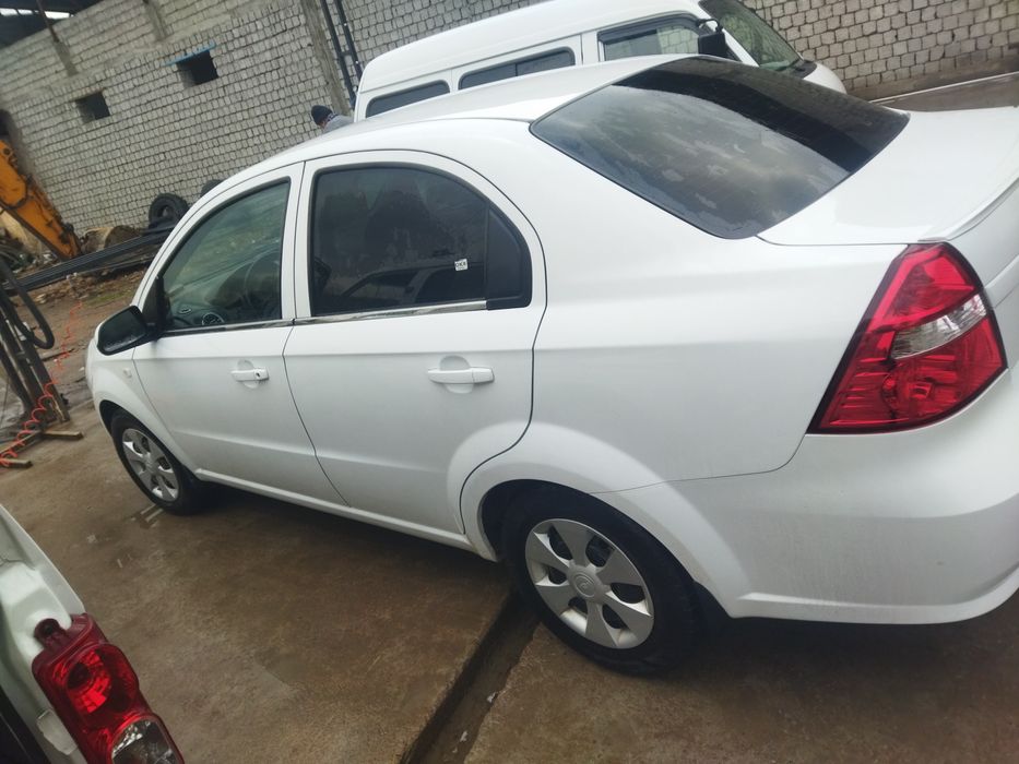 Nexia 3 srochna sotiladi