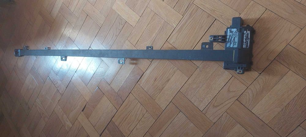 Передняя  планка с датчиком AirBag Hyundai Tuscon 3 2020 г.