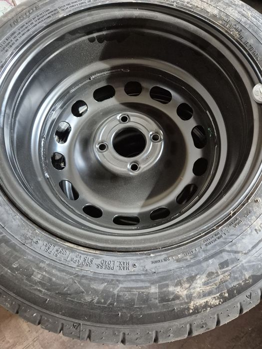 Vând 2 seturi de jenti