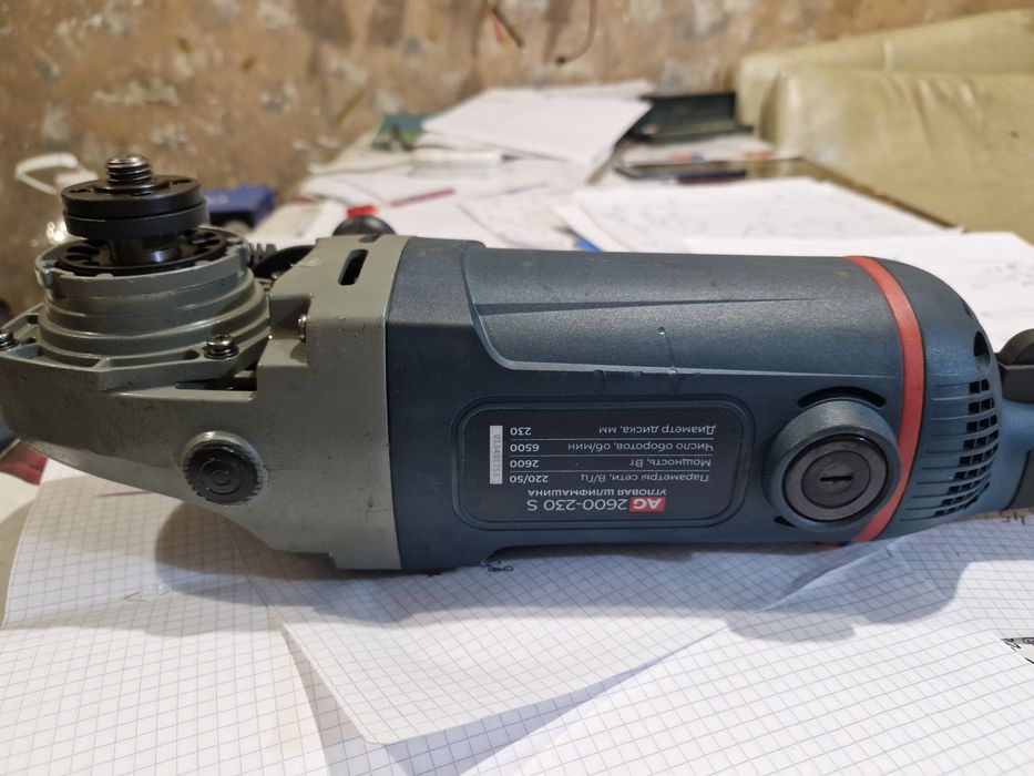 Продам болгарку Alteco