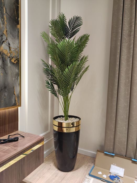 Искусственный дипсис пальма