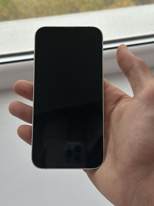 Продам iPhone 14