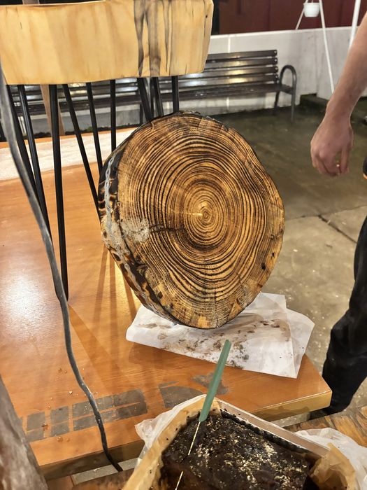 Masuta cafea cu 3 picioare