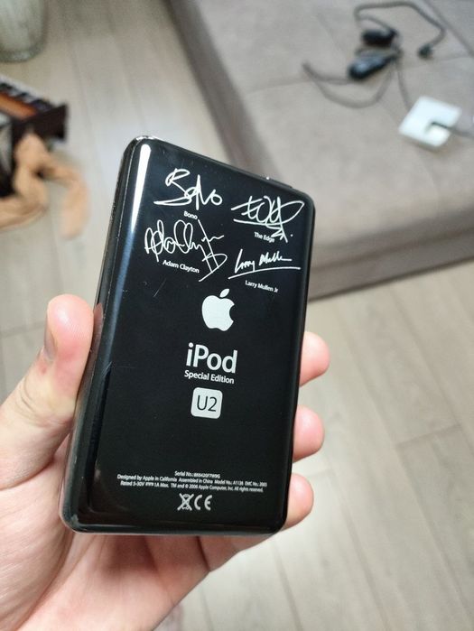 IPod u2 лимитированный