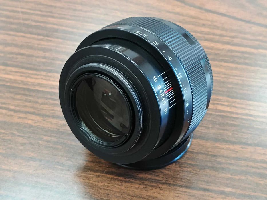 Obiectiv M42 Jupiter 85mm f2