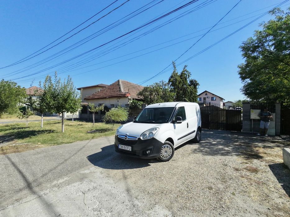 Opel Combo Proprietar in acte vand Combo 1.3cdti 90cp