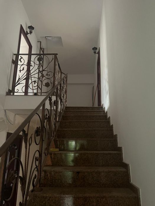 De inchiriat - Proprietate completa 4 apartamente pentru muncitori