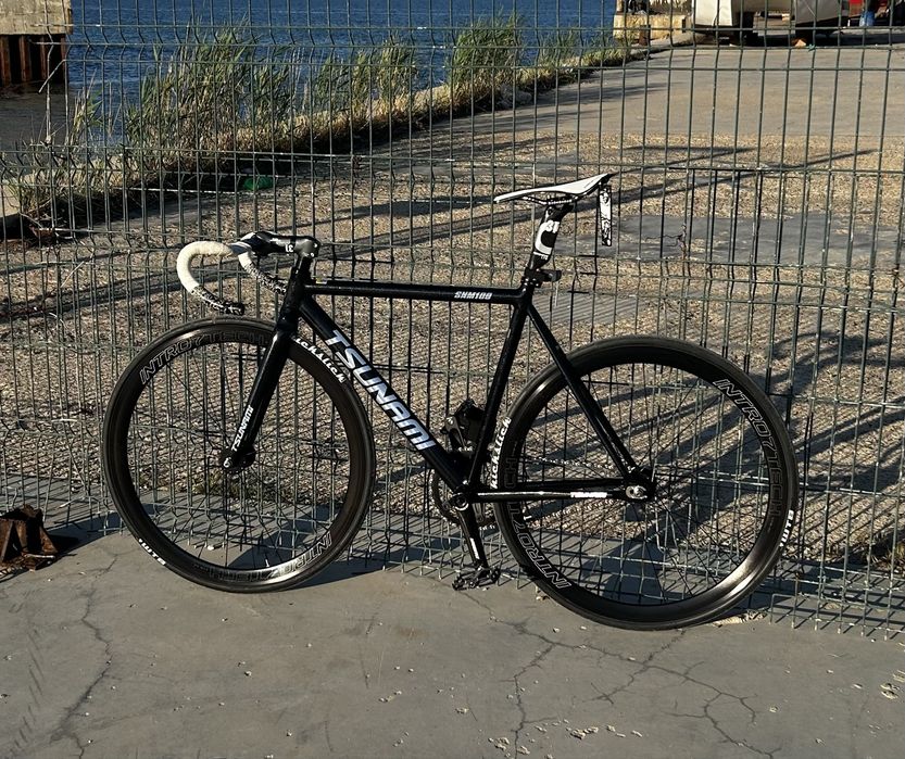 Fixie gear (tsunami snm 100)