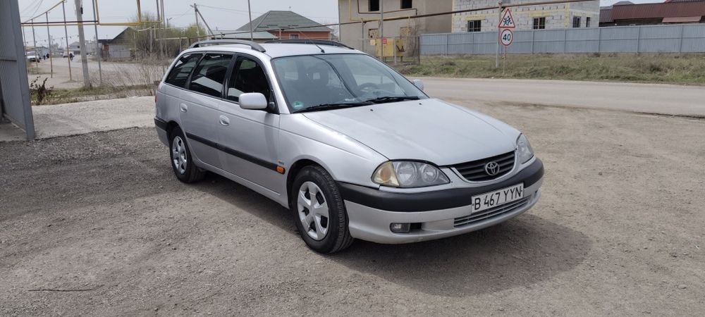 Продам тоета авенсис