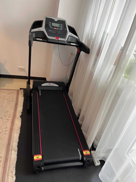 Banda de alergat electrica FitTronic D100