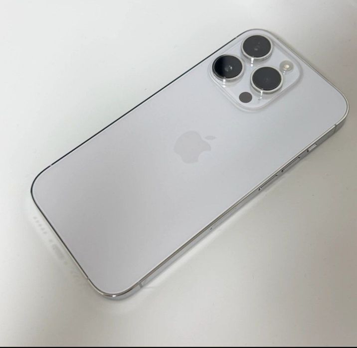 1 qol ishlatilgan Tiniq Iphone 14 pro 128gb