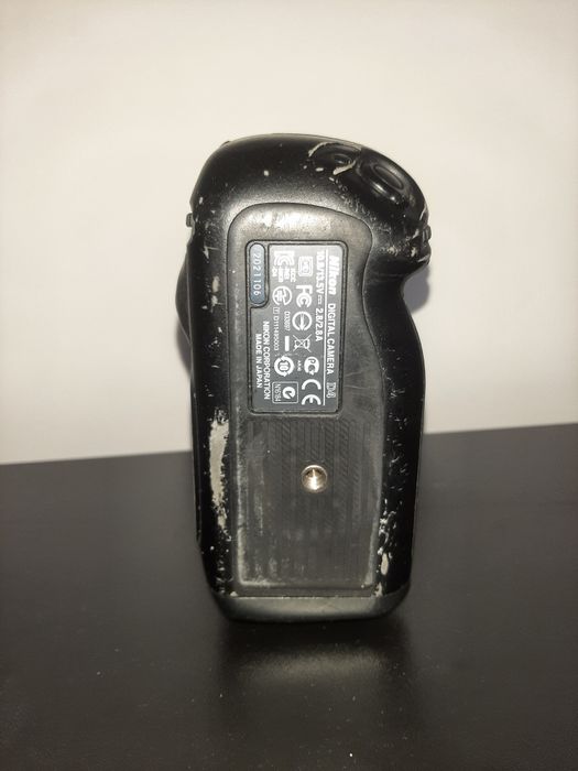 Nikon D4 с маленьким пробегом