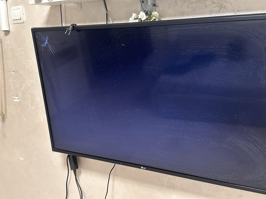 Телевизор LG LG 43UM7100PLB 43” 4K