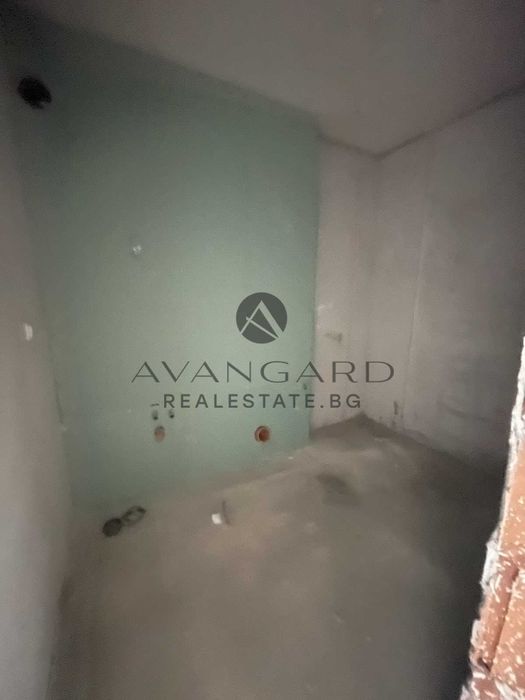 Продава се Тристаен апартамент в Пловдив, Христо Смирненски - 113 кв.м за 1560 €/кв.м - Снимка #8