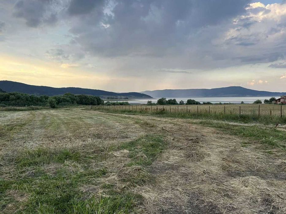 Парцели в регулация на Курорта Цигов чарк с ток и вода