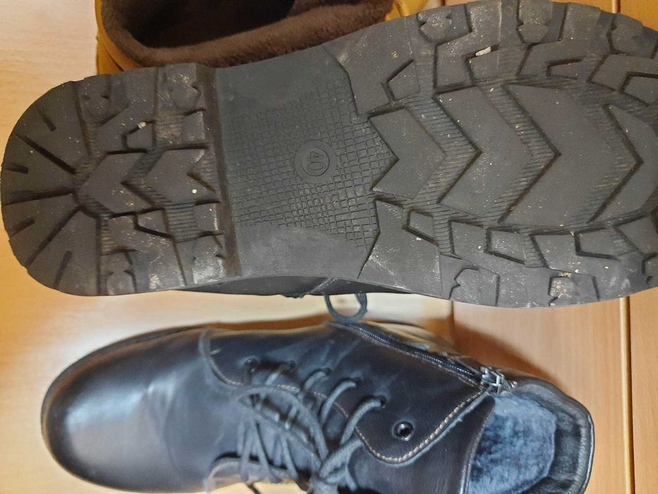 Мъжки зимни кожени обувки черни 40 номер и кафяви 41 номер