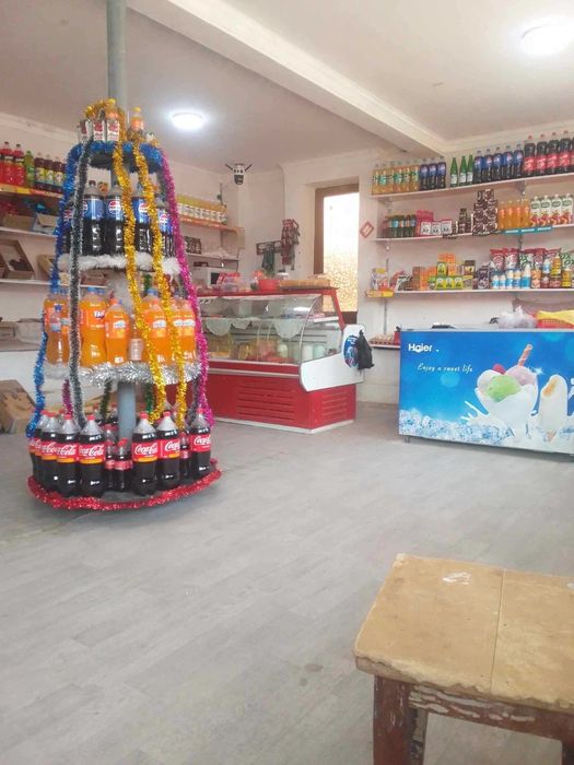 Uy sotiladi kelishadigan joyi bor