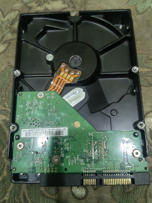 продам два жестких диска