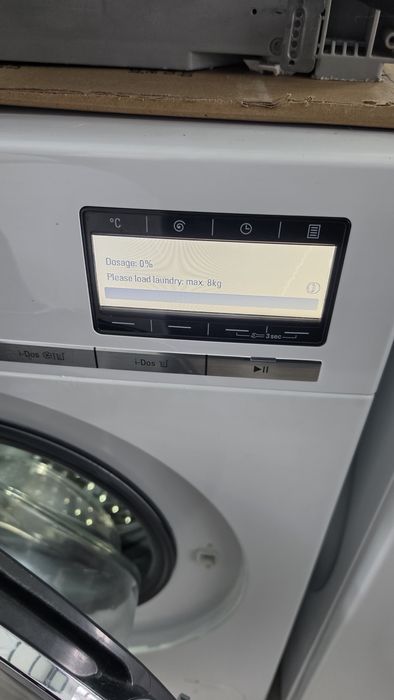 Пералня Siemens iq800 8kg