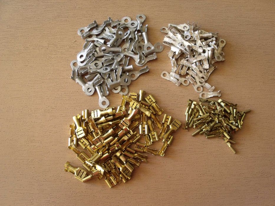 Набор 200 броя (4 вида) кабелни обувки за кримпване