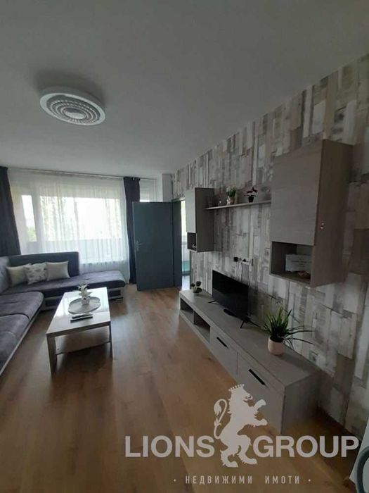 Дава се под наем Тристаен апартамент в Варна, Чайка - 130 кв.м за 847.62 € - Снимка #3