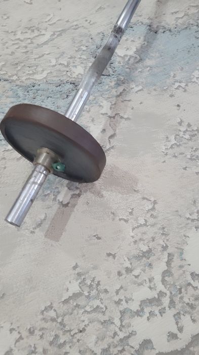 Продаю штангу EZ-гриф