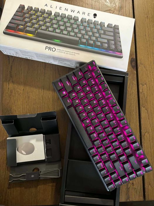 Продавам Alienware Pro клавиатура